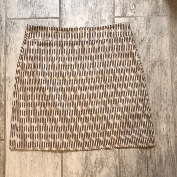 Loft tan and cream size 2 skirt - Picture 1 of 4